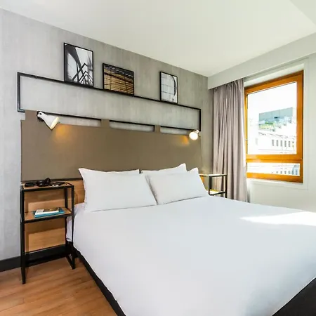 Ibis Bastille Opera 3* Paříž