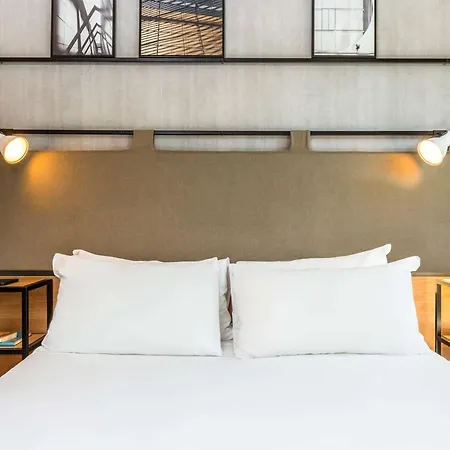 Отель Ibis Bastille Opera Париж