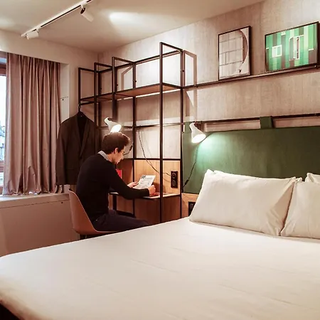 Ibis Bastille Opera Отель Париж
