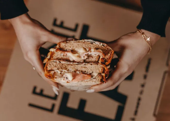 Ibis Bastille Opera 3*