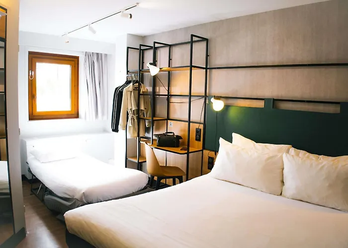 Ibis Bastille Opera 3*