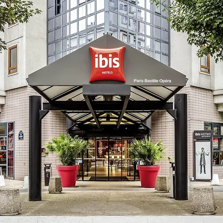 Ibis Bastille Opera 3*